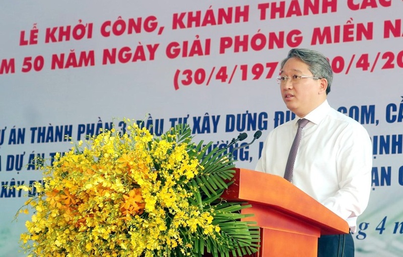 Bộ trưởng Nguyễn Hải Ninh dự lễ khởi công hai dự án thành phần cao tốc Gia Nghĩa - Chơn Thành
